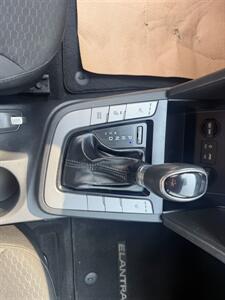 2019 Hyundai ELANTRA SEL   - Photo 11 - Edmonton, AB T5S 1P8