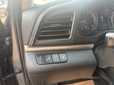 2019 Hyundai ELANTRA SEL   - Photo 14 - Edmonton, AB T5S 1P8