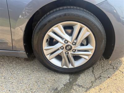 2019 Hyundai ELANTRA SEL   - Photo 15 - Edmonton, AB T5S 1P8