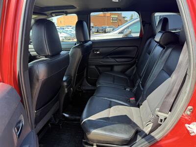 2018 Mitsubishi Outlander SE   - Photo 8 - Edmonton, AB T5S 1P8