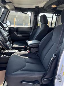 2013 Jeep Wrangler Unlimited Sport   - Photo 11 - Edmonton, AB T5L 1A4
