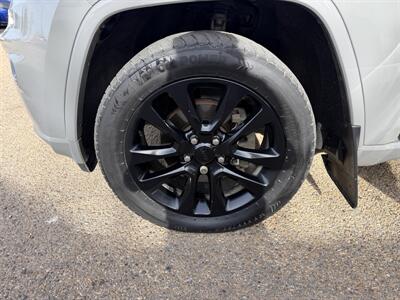 2019 Jeep Grand Cherokee Laredo  ONE OWNER - Photo 17 - Edmonton, AB T5S 1P8