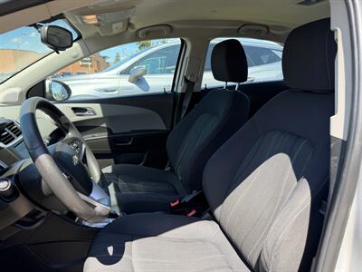 2017 Chevrolet Sonic LT Auto   - Photo 10 - Edmonton, AB T5S 1P8