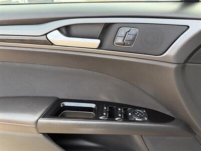 2015 Ford Fusion SE  ONE OWNER - Photo 13 - Edmonton, AB T5S 1P8