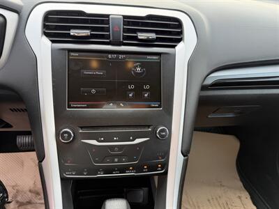 2015 Ford Fusion SE  ONE OWNER - Photo 12 - Edmonton, AB T5S 1P8