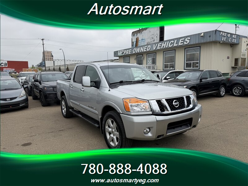 2010 Nissan Titan LE  ONE OWNER - Photo 1 - Edmonton, AB T5S 1P8