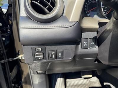 2014 Toyota RAV4 Limited   - Photo 14 - Edmonton, AB T5S 1P8