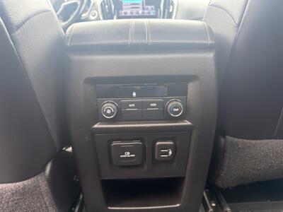 2019 Chevrolet Traverse LT Leather   - Photo 12 - Edmonton, AB T5S 1P8