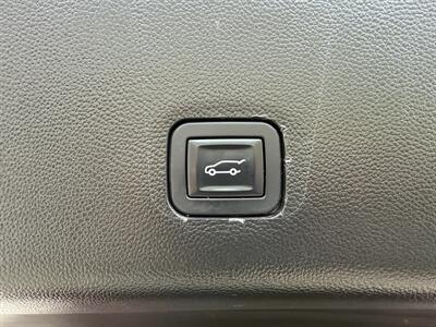 2019 Chevrolet Traverse LT Leather   - Photo 7 - Edmonton, AB T5S 1P8