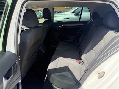 2018 Volkswagen Golf TSI S   - Photo 8 - Edmonton, AB T5S 1P8