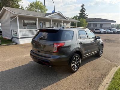 2015 Ford Explorer XLT  ONE OWNER - Photo 6 - Edmonton, AB T5S 1P8