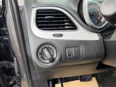2019 Dodge Journey SXT  AWD - Photo 14 - Edmonton, AB T5S 1P8