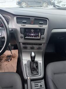 2015 Volkswagen Golf TSI   - Photo 12 - Edmonton, AB T5L 1A4