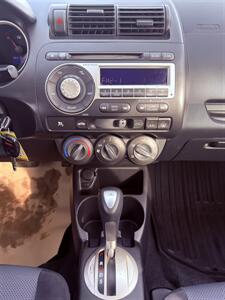 2007 Honda Fit Sport   - Photo 12 - Edmonton, AB T5L 1A4