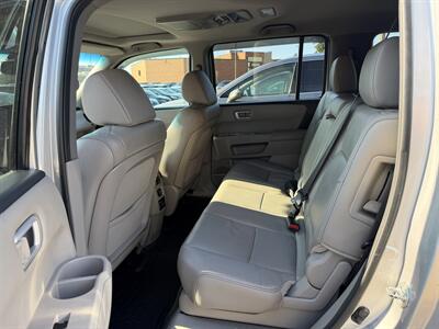 2015 Honda Pilot EX-L w/DVD  ONE OWNER - Photo 9 - Edmonton, AB T5S 1P8