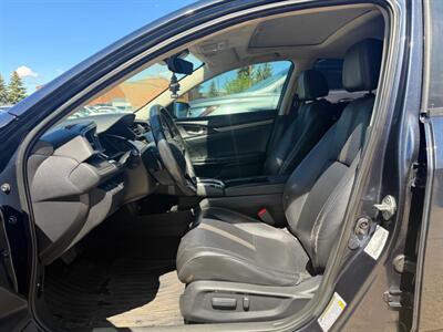 2019 Honda Civic Touring   - Photo 8 - Edmonton, AB T5S 1P8