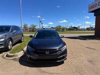 2019 Honda Civic Touring   - Photo 2 - Edmonton, AB T5S 1P8