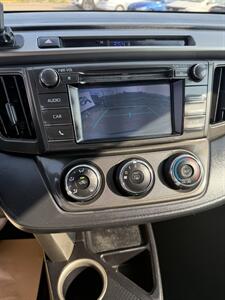 2015 Toyota RAV4 LE   - Photo 13 - Edmonton, AB T5L 1A4
