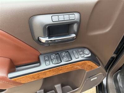 2017 Chevrolet Silverado 1500 High Country  6.2L - Photo 16 - Edmonton, AB T5S 1P8