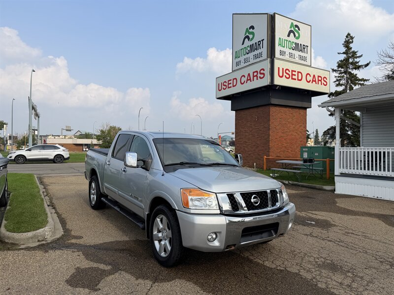 2010 Nissan Titan SE  ONE OWNER - Photo 1 - Edmonton, AB T5S 1P8