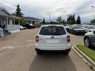 2015 Subaru Forester 2.5i  NO ACCIDENTS - Photo 5 - Edmonton, AB T5S 1P8
