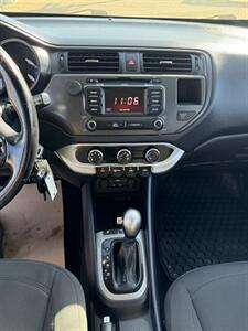 2014 Kia Rio EX   - Photo 11 - Edmonton, AB T5L 1A4