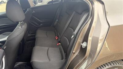 2016 Mazda Mazda3 i Touring  NO ACCIDENTS - Photo 8 - Edmonton, AB T5S 1P8