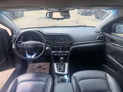 2020 Hyundai ELANTRA Luxury   - Photo 9 - Edmonton, AB T5S 1P8