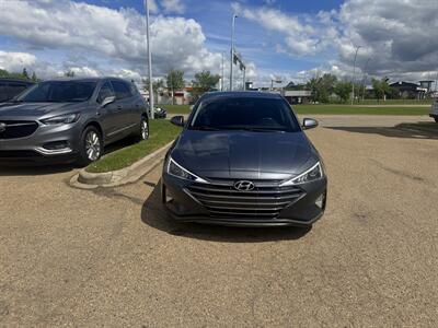 2020 Hyundai ELANTRA Luxury   - Photo 2 - Edmonton, AB T5S 1P8