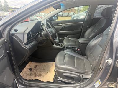 2020 Hyundai ELANTRA Luxury   - Photo 11 - Edmonton, AB T5S 1P8