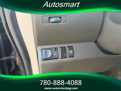 2010 Nissan Frontier PRO-4X  ONE OWNER - Photo 13 - Edmonton, AB T5S 1P8