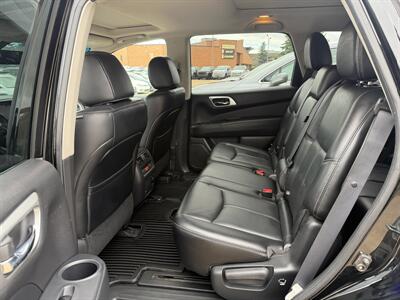 2017 Nissan Pathfinder SL  ONE OWNER - Photo 9 - Edmonton, AB T5S 1P8