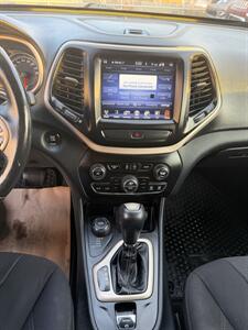 2016 Jeep Cherokee North   - Photo 12 - Edmonton, AB T5L 1A4