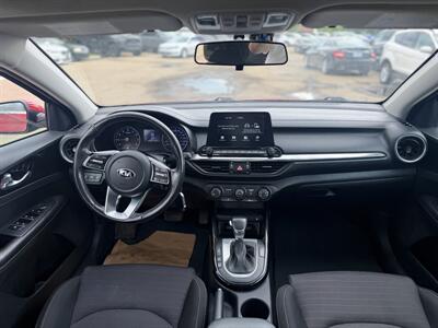 2020 Kia Forte EX   - Photo 8 - Edmonton, AB T5S 1P8