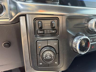2022 Ford F-150 Lariat  ONE OWNER, NO ACCIDENTS. - Photo 12 - Edmonton, AB T5S 1P8
