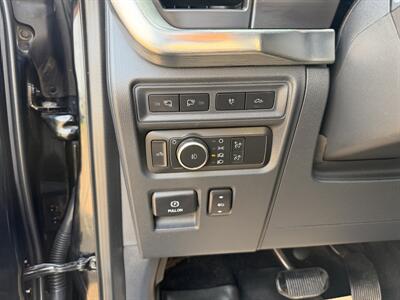 2022 Ford F-150 Lariat  ONE OWNER, NO ACCIDENTS. - Photo 14 - Edmonton, AB T5S 1P8