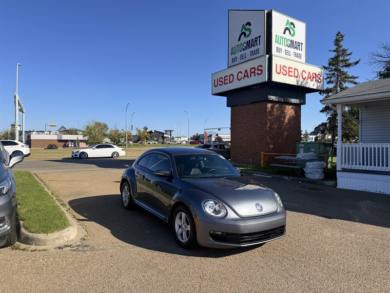 2012 Volkswagen Beetle Comfortline  NO ACCIDENTS - Photo 1 - Edmonton, AB T5S 1P8