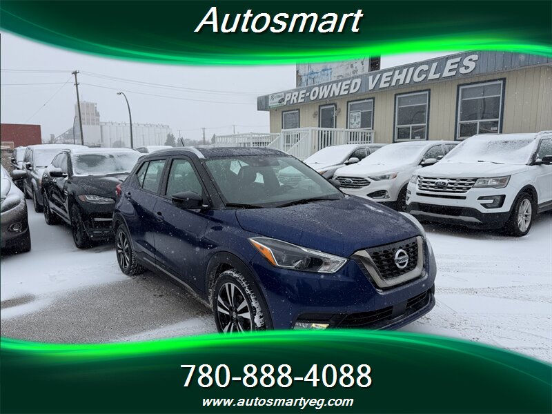 2020 Nissan Kicks SR  