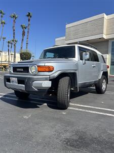 2007 Toyota FJ Cruiser 4dr SUV   - Photo 1 - Riverside, CA 92505