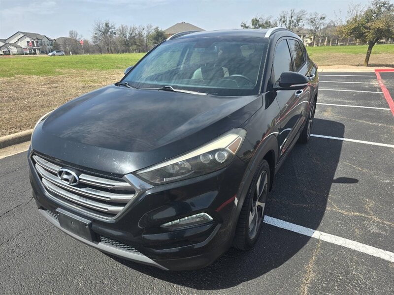 2016 Hyundai TUCSON Limited 4dr SUV - Photo 1 - Austin, TX 78728
