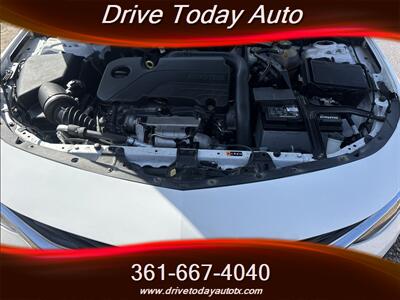 2020 Chevrolet Malibu LT - Photo 11 - El Campo, TX 77437