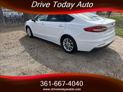 2019 Ford Fusion SE   - Photo 3 - El Campo, TX 77437