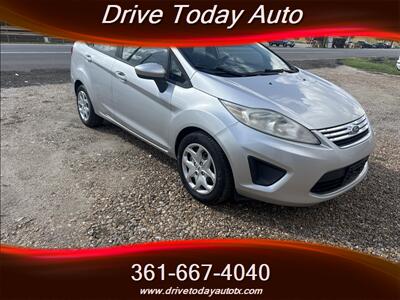 2011 Ford Fiesta SE - Photo 6 - El Campo, TX 77437