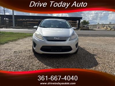 2011 Ford Fiesta SE - Photo 1 - El Campo, TX 77437
