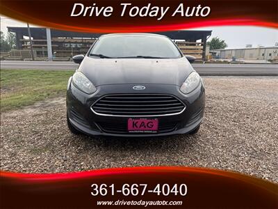 2015 Ford Fiesta S - Photo 6 - El Campo, TX 77437