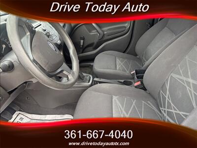 2015 Ford Fiesta S - Photo 7 - El Campo, TX 77437