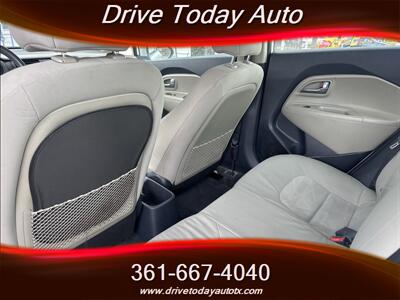 2015 Kia Rio LX   - Photo 5 - El Campo, TX 77437
