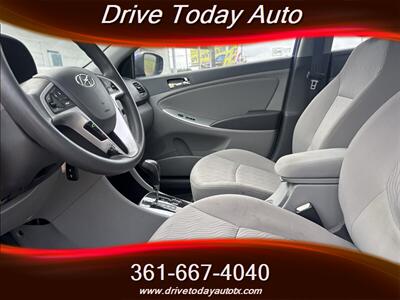 2013 Hyundai ACCENT GLS - Photo 7 - El Campo, TX 77437