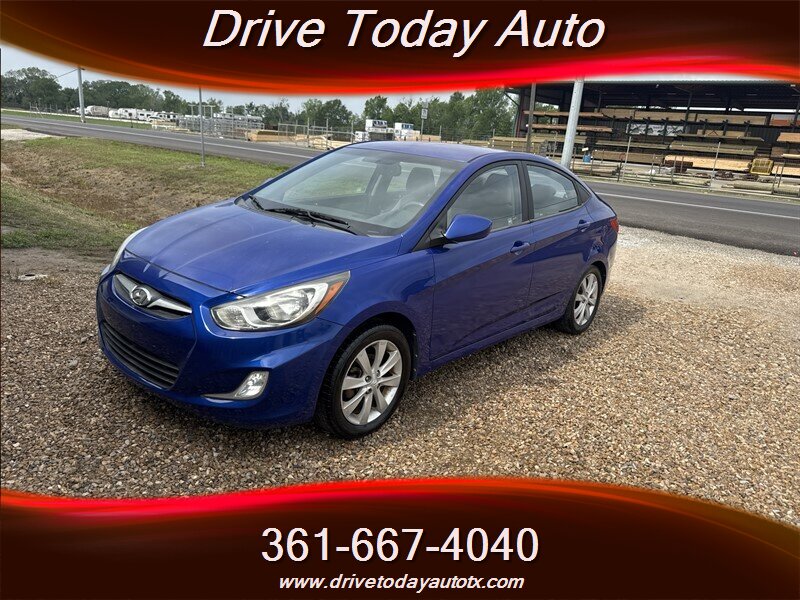 2013 Hyundai ACCENT GLS  