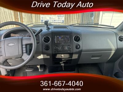 2005 Ford F-150 XL - Photo 9 - El Campo, TX 77437